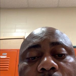 Meet your Posher, Maxwell